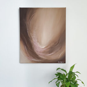 "Hiljainen voima" on kaunis abstrakti maalaus, jossa on tekstuuripintaa.